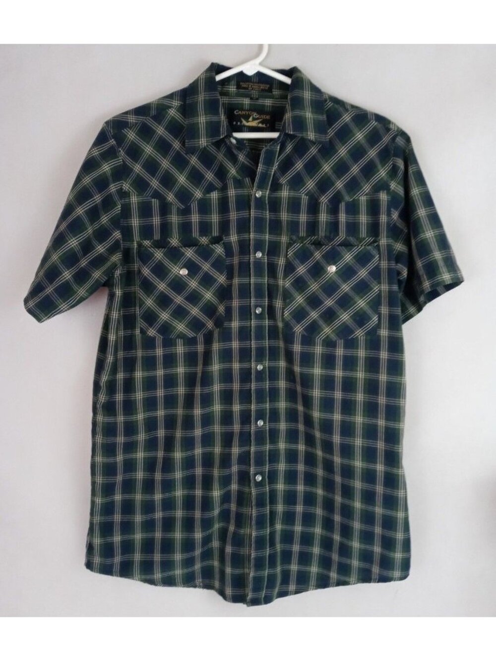 Canyon Guide Outfitters Men's Green Plaid Pearl Snap Short Sleeve Shirt Medium